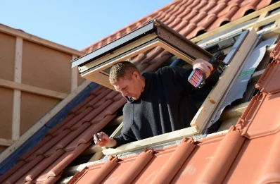 Pose de fenêtres de toit Velux à Humerœuille